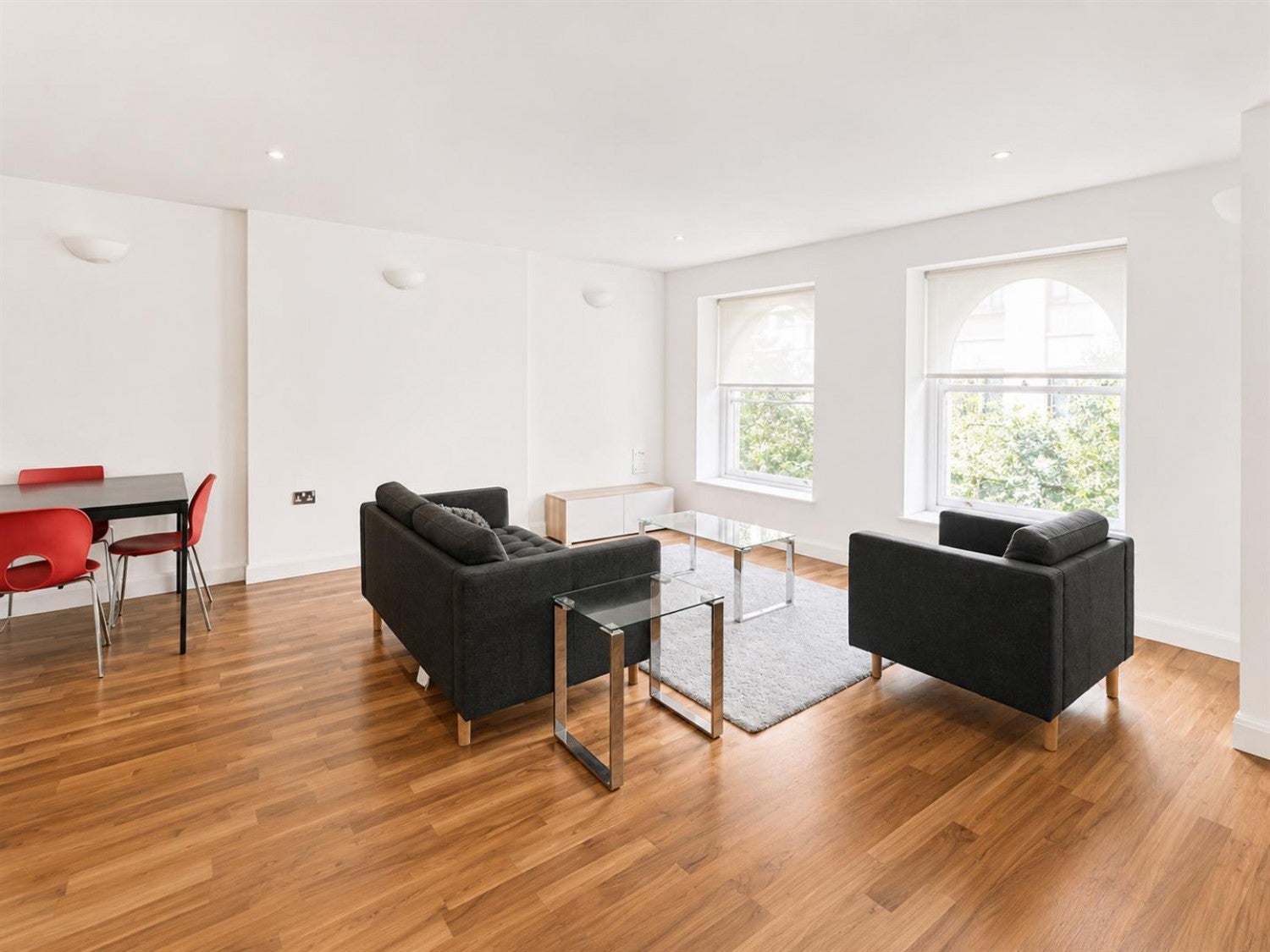 Flat The Hayes in Cardiff