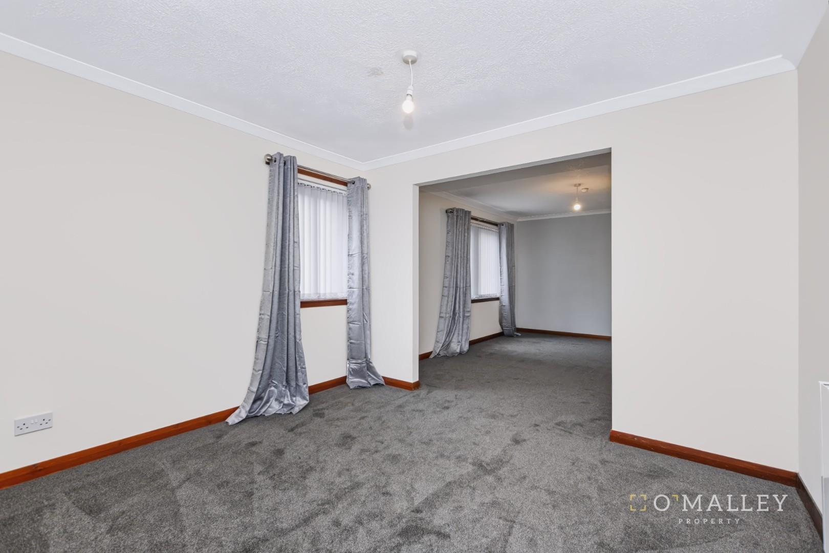 Flat Curran Court in Tillicoultry