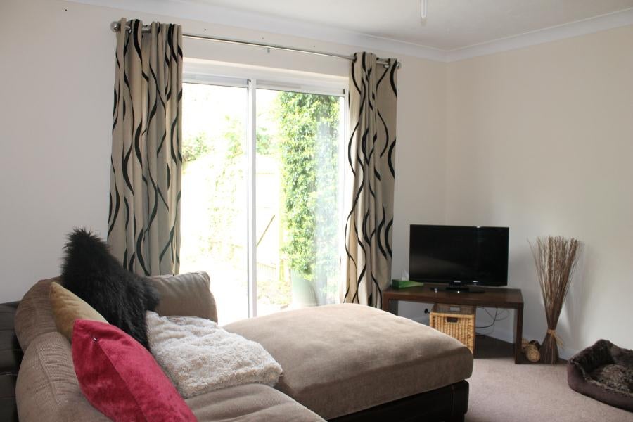 House Fennscombe Court in Surrey Heath