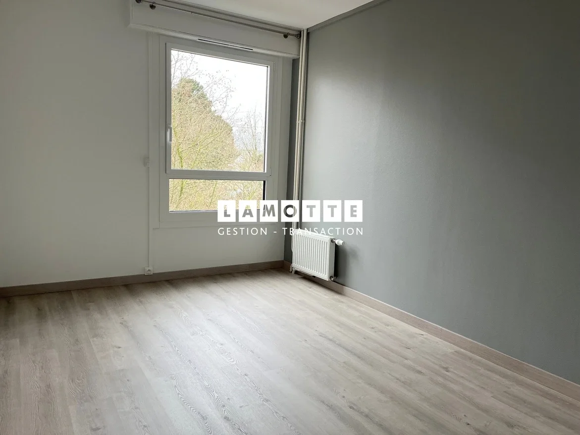 Appartement Avenue du Canada à Rennes