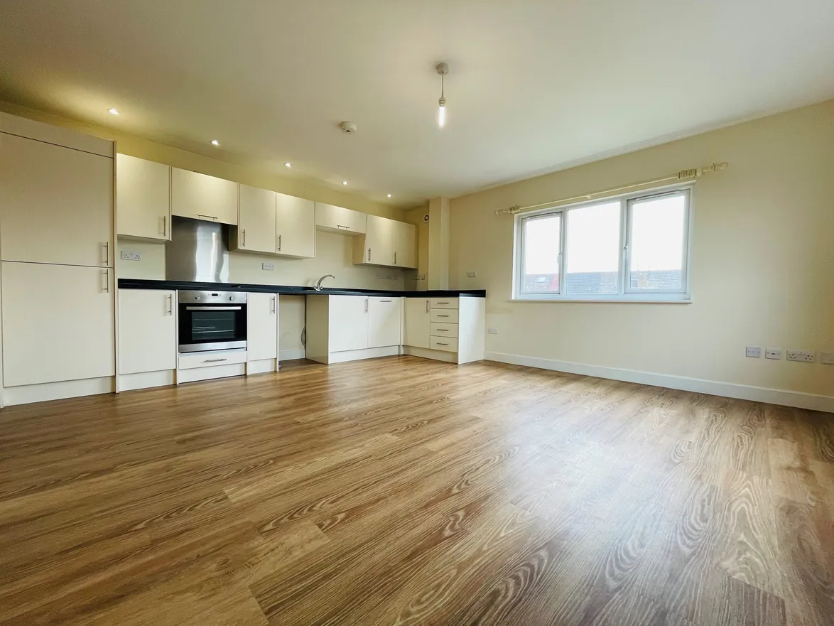 Flat Chichester Close in Rainham