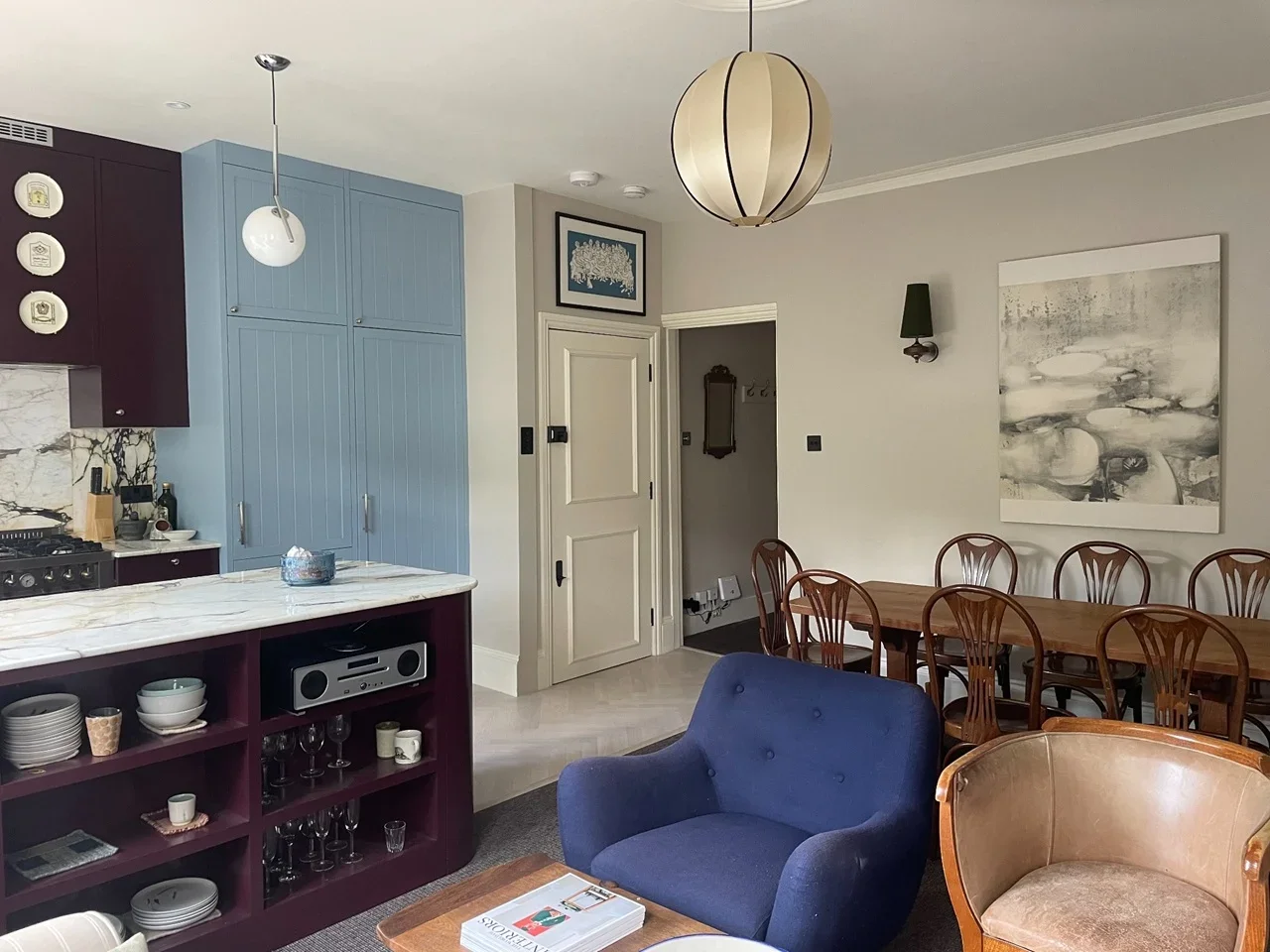 Room Kensington Gardens Square in City of Westminster