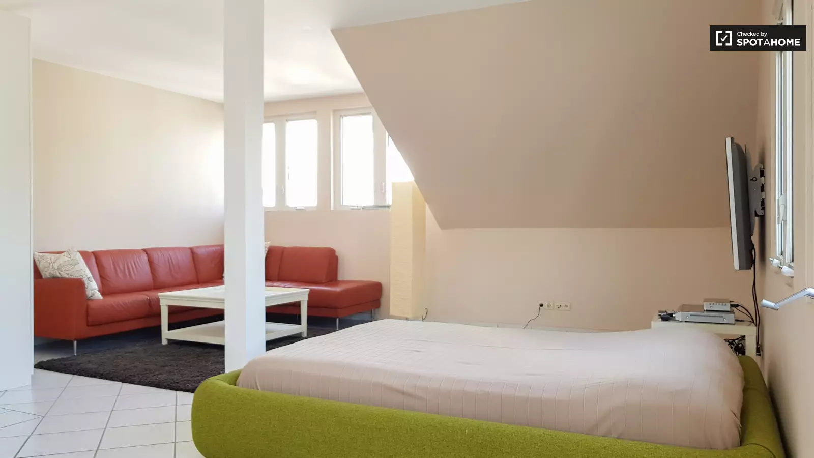 Wohnung Wehrmathen in Schönefeld
