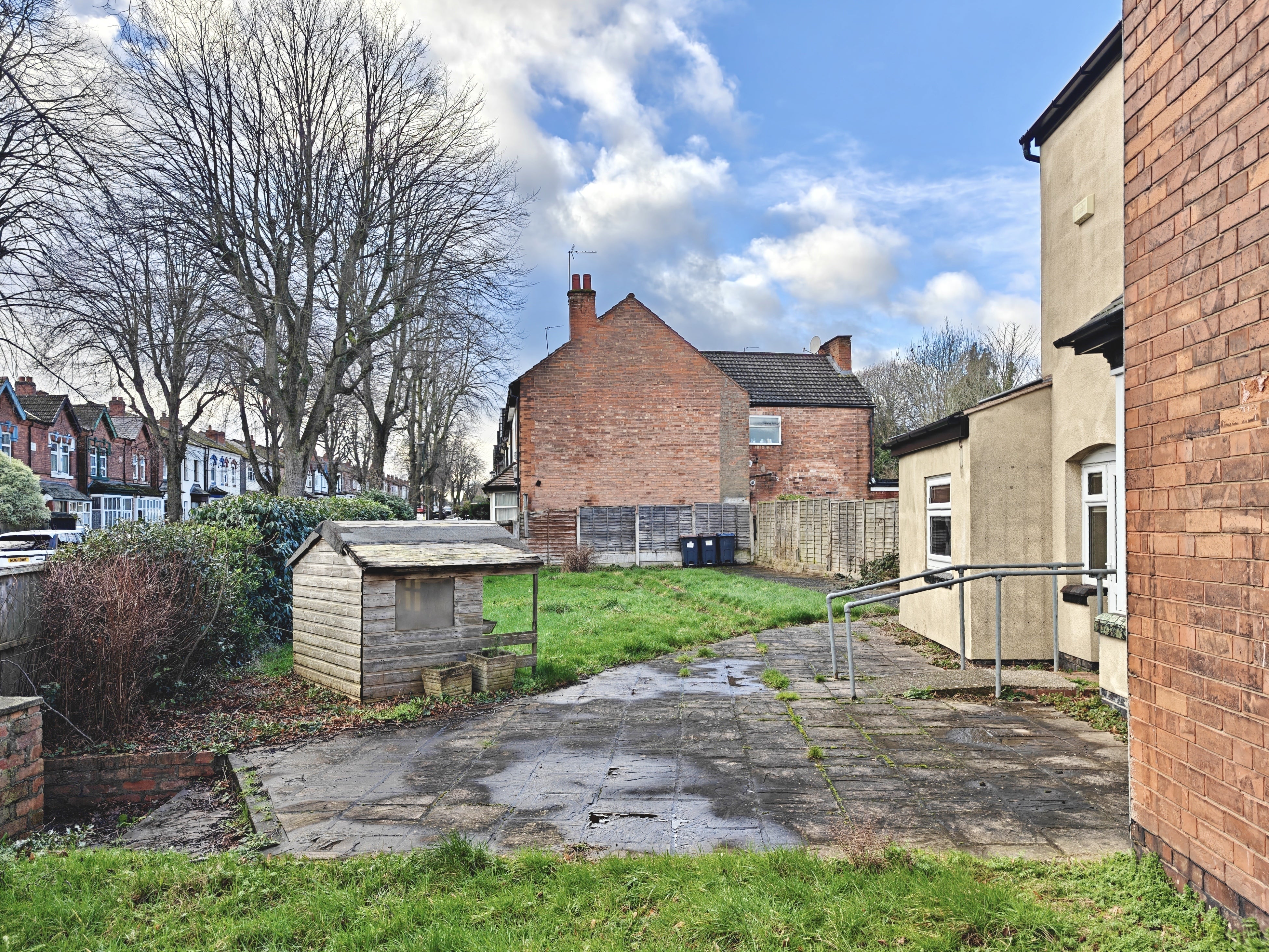House Gravelly Lane in Birmingham