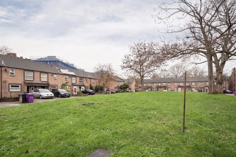 House Rectory Square in Greater London