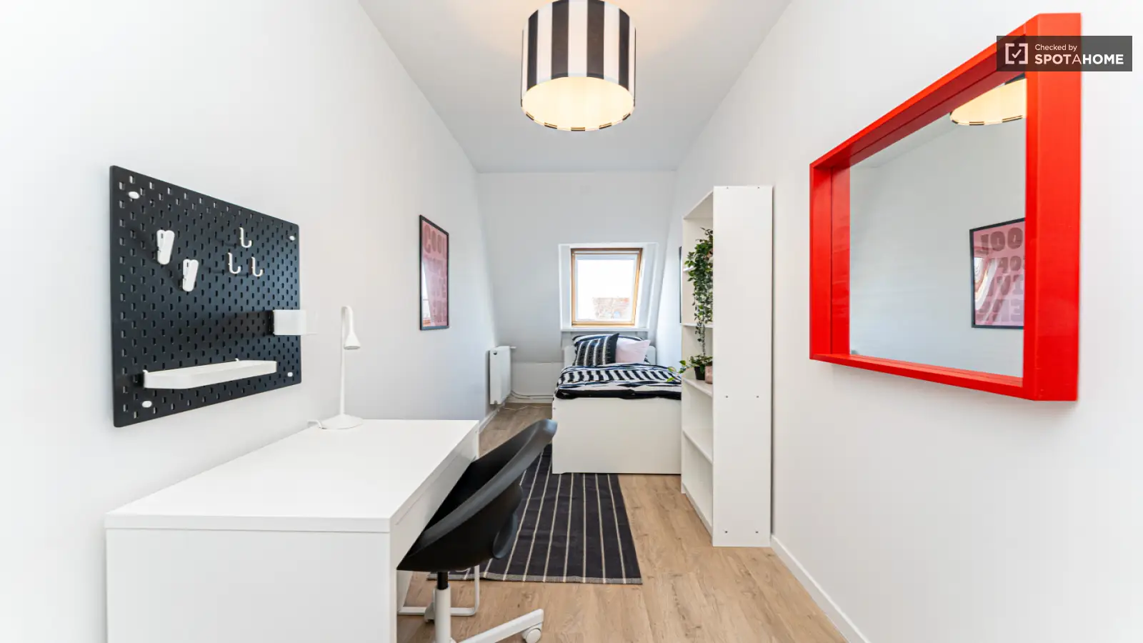 Zimmer Rhinstraße in Berlin