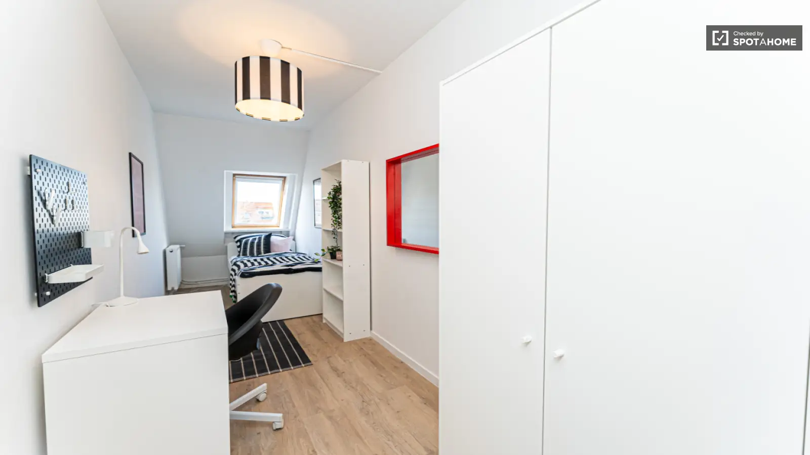 Zimmer Rhinstraße in Berlin