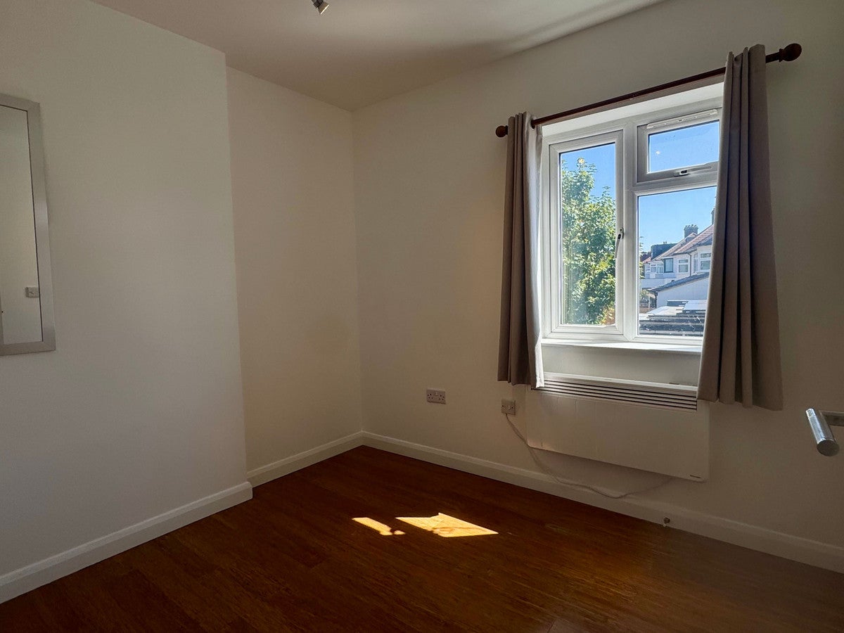 Flat Croydon Road in Greater London