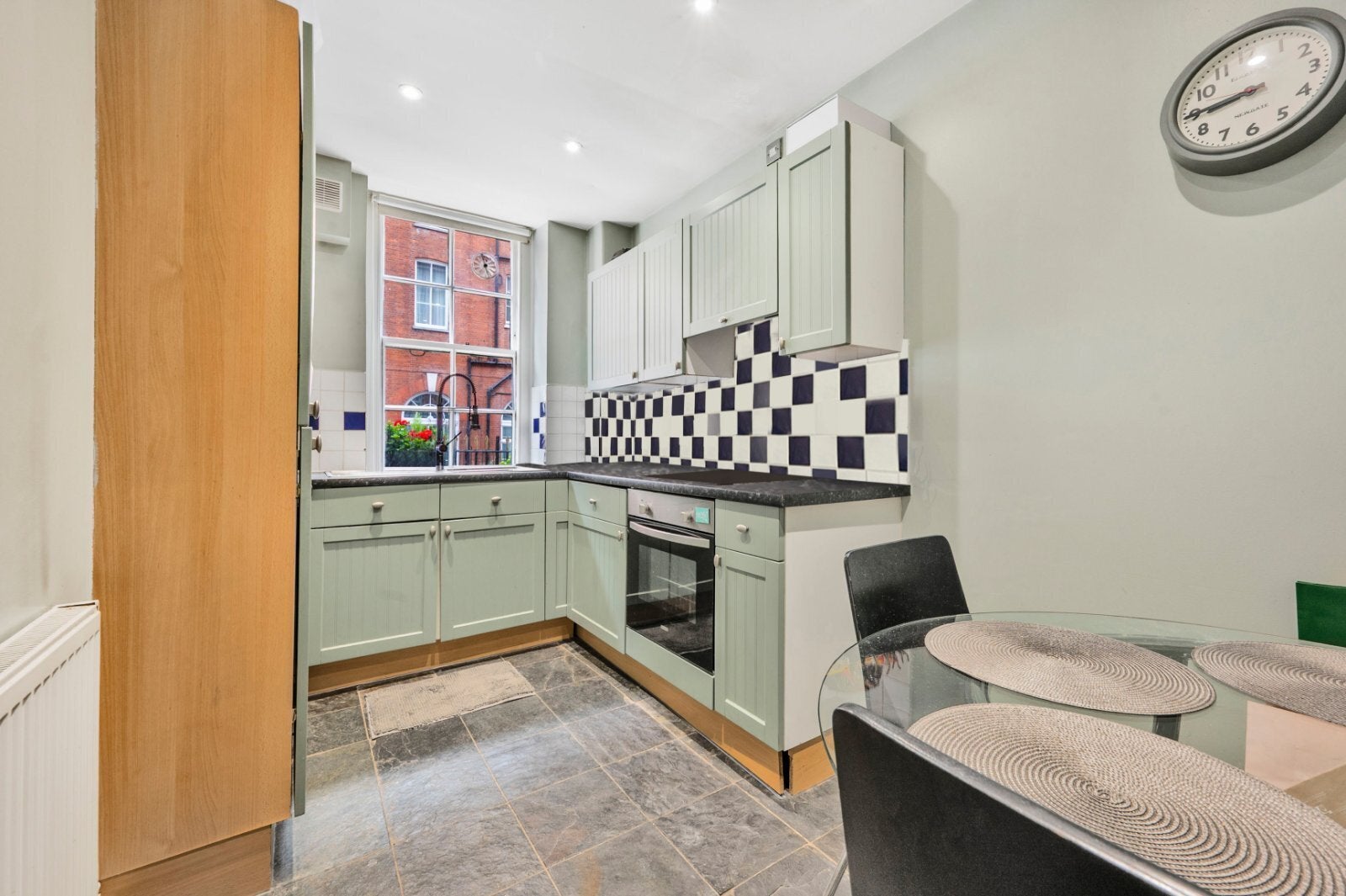 Flat Tavistock Street in City of Westminster