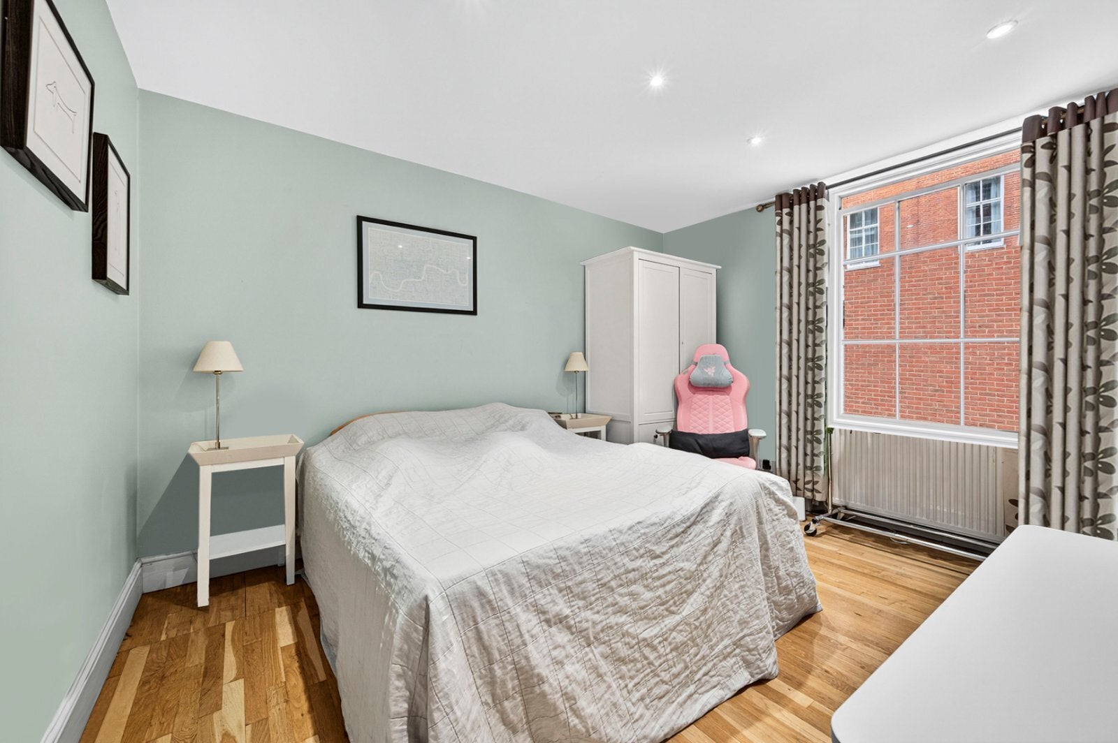 Flat Tavistock Street in City of Westminster