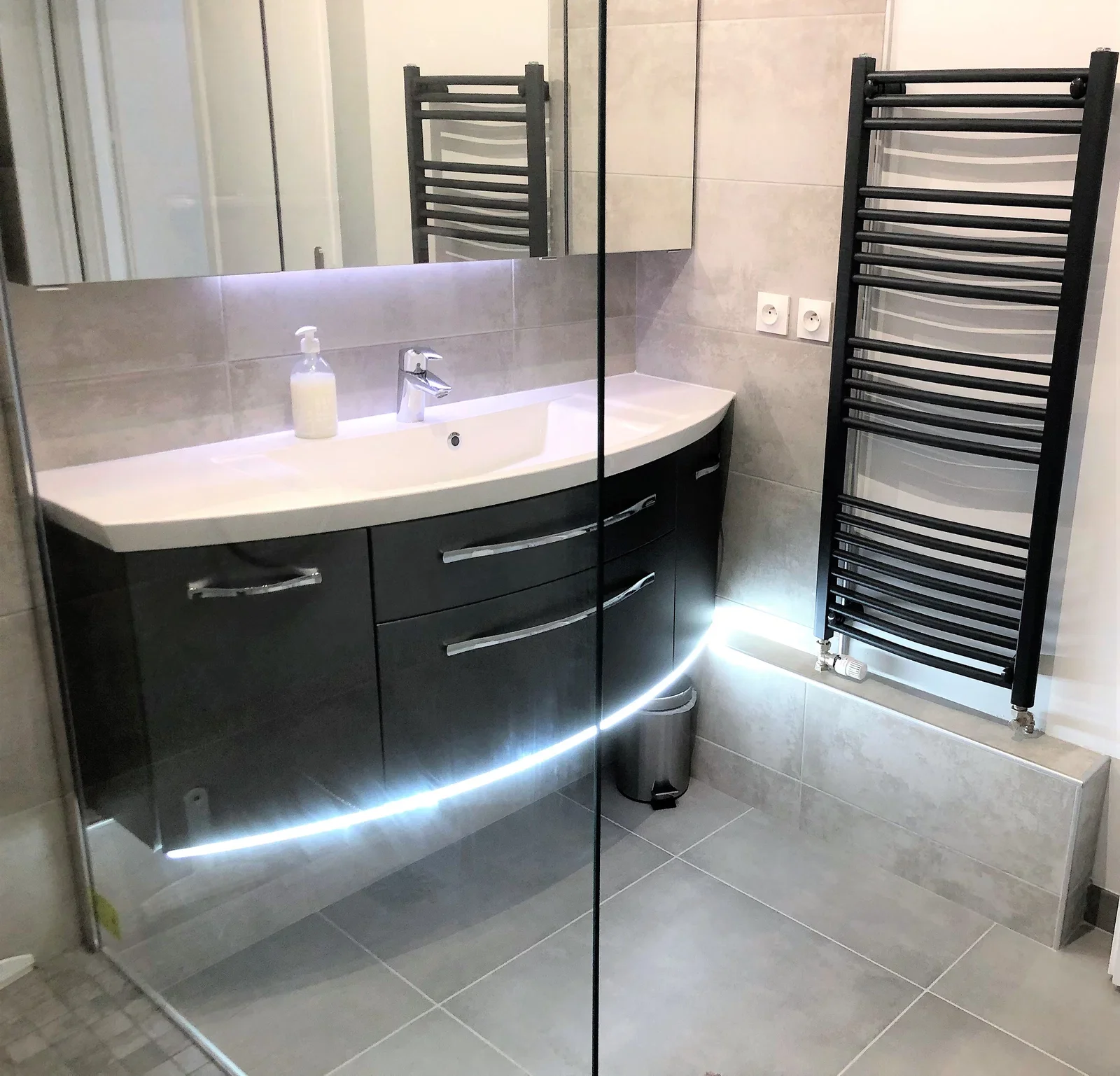 Flat Place Chanoine Ladame in Reims