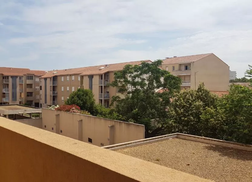 Appartement Rue du Félibre Roumieux à Nîmes