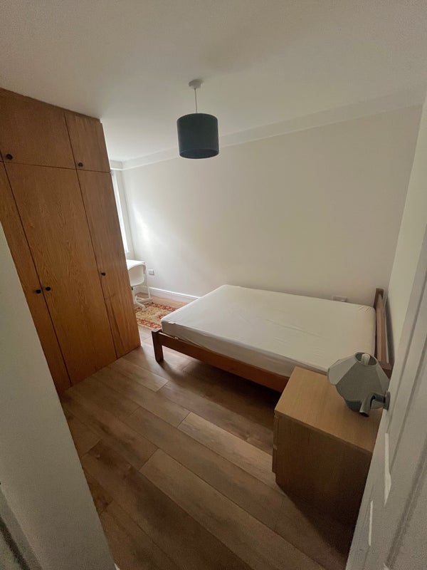 Room Kyverdale Road in Greater London