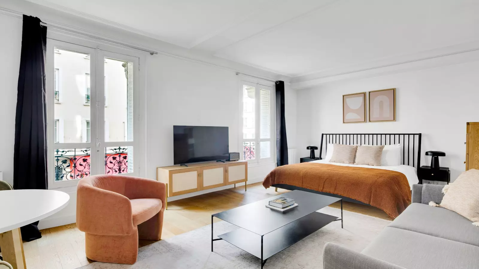 Flat Rue Cler in Paris