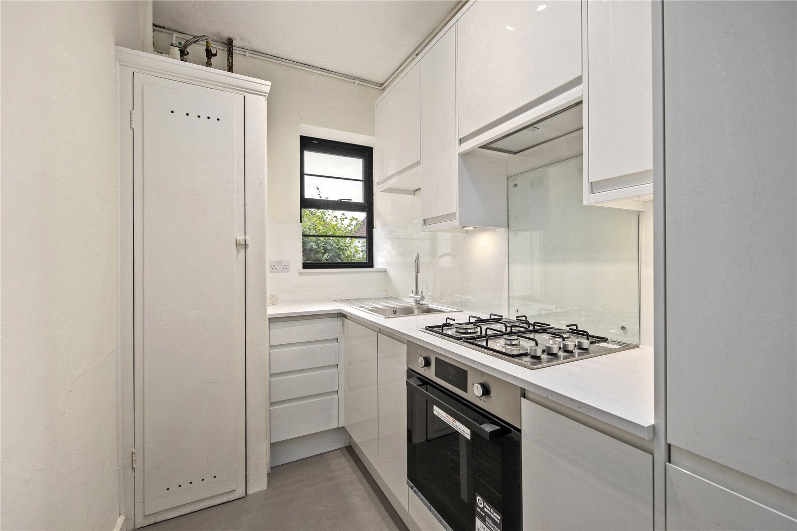 Flat Arlington Road in Greater London