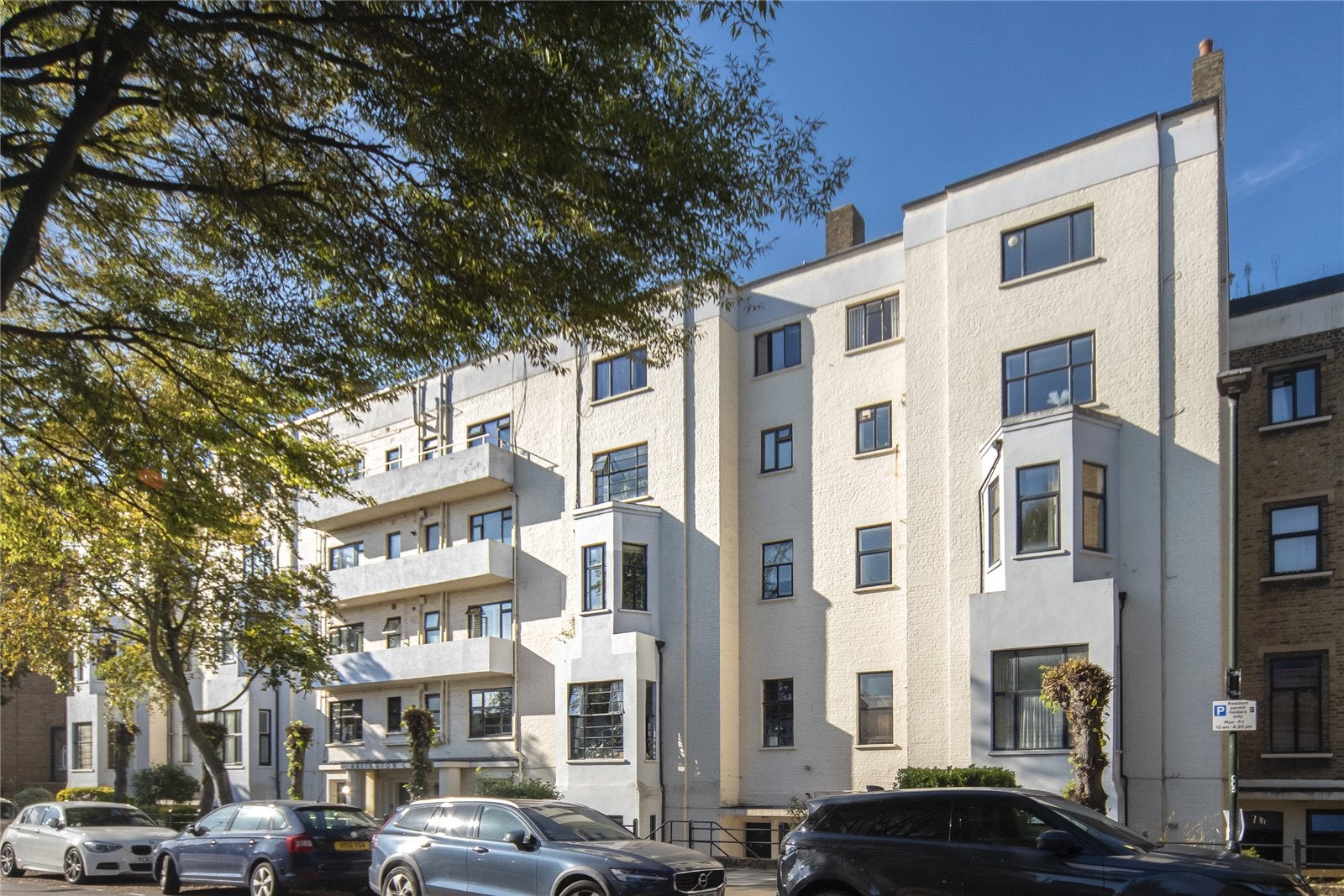 Flat Arlington Road in Greater London