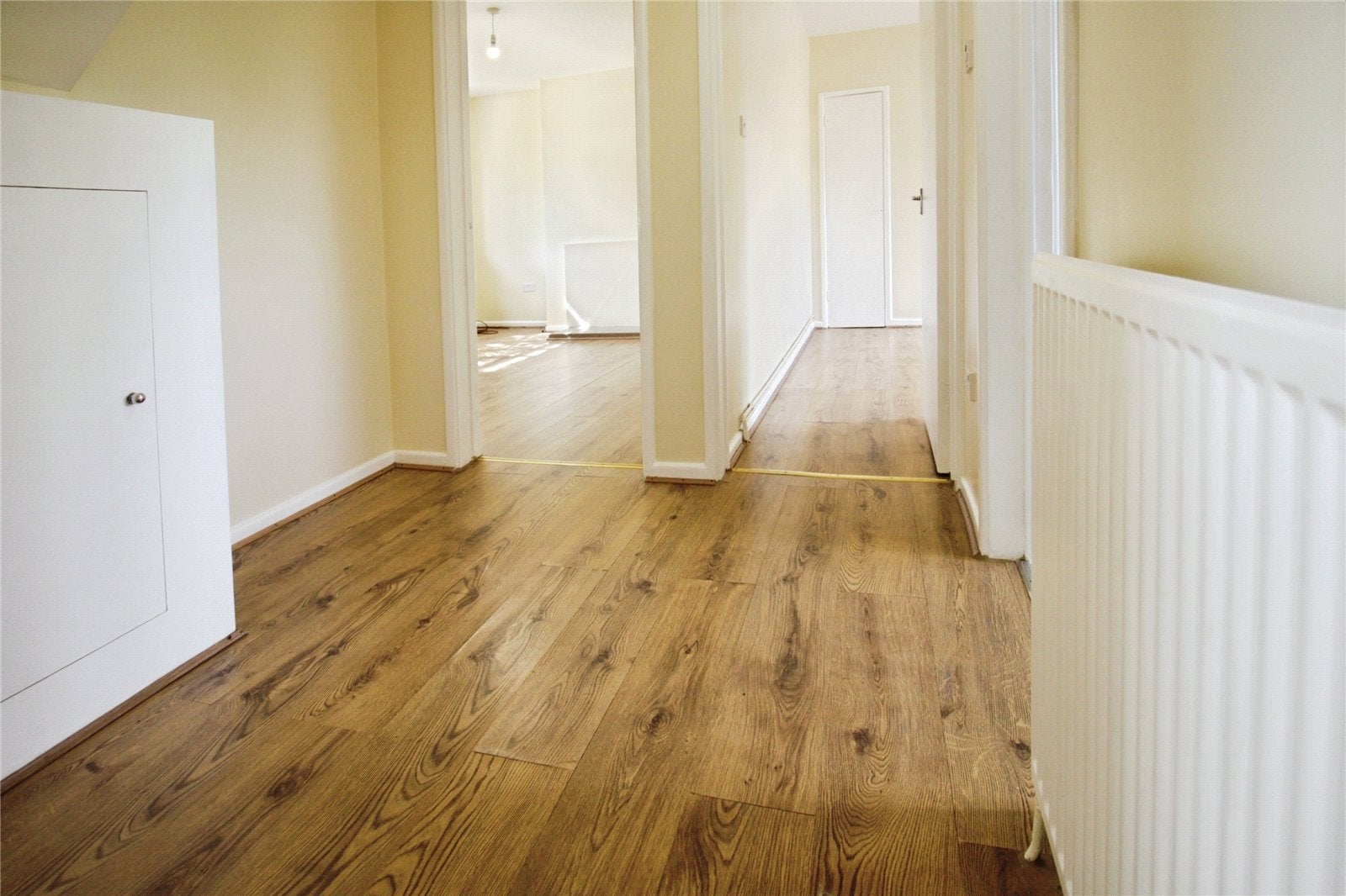 Flat Powell Road in Basildon