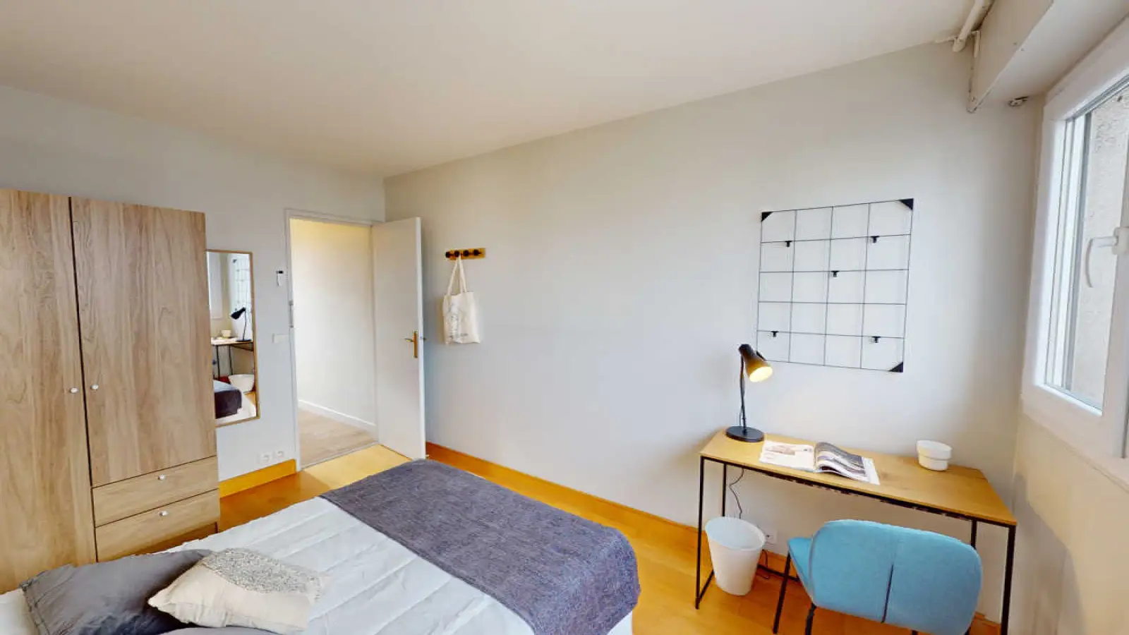 Flat Rue d'Alsace in Levallois-Perret