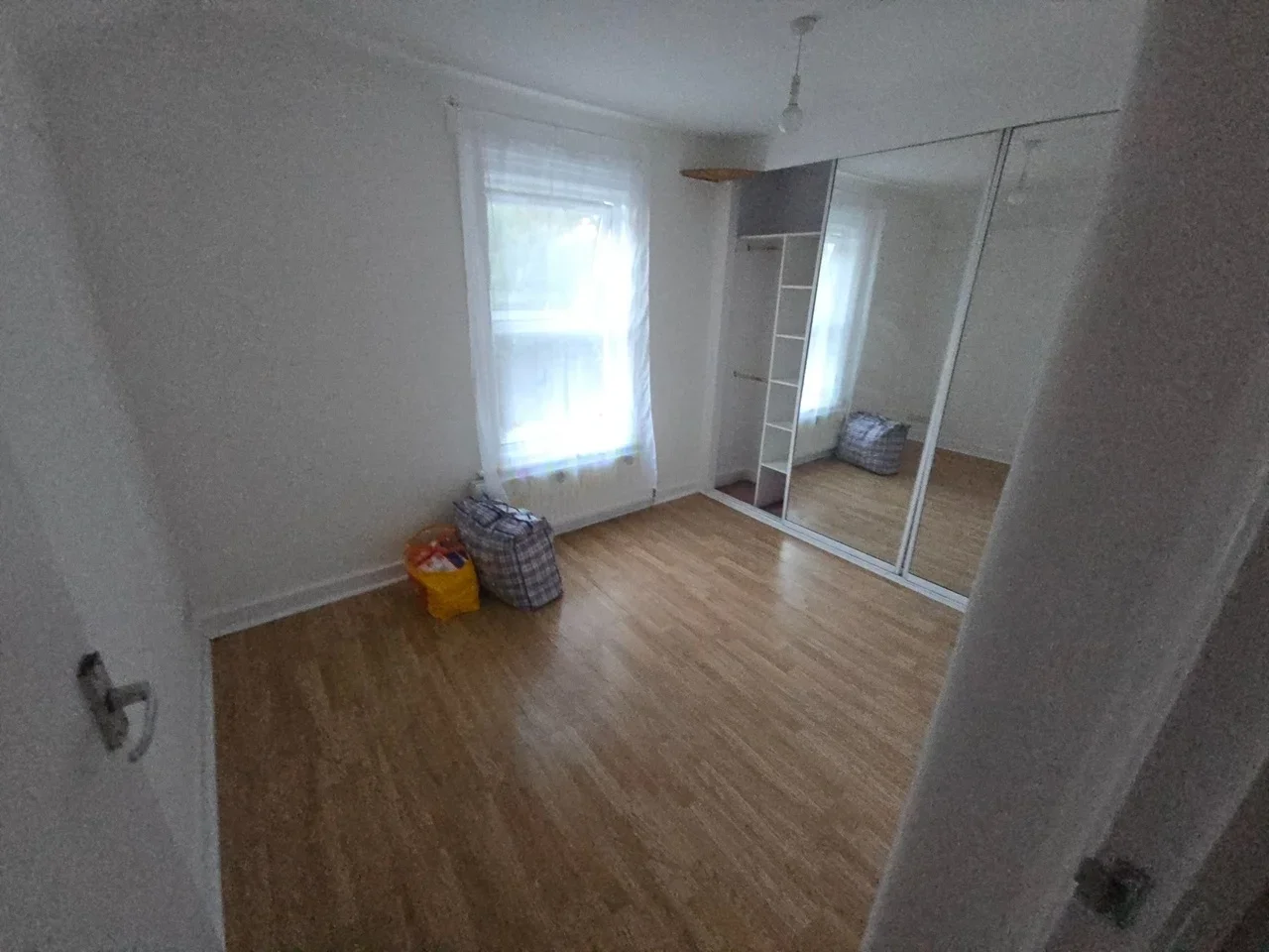 Flat Marchmont Road in Greater London