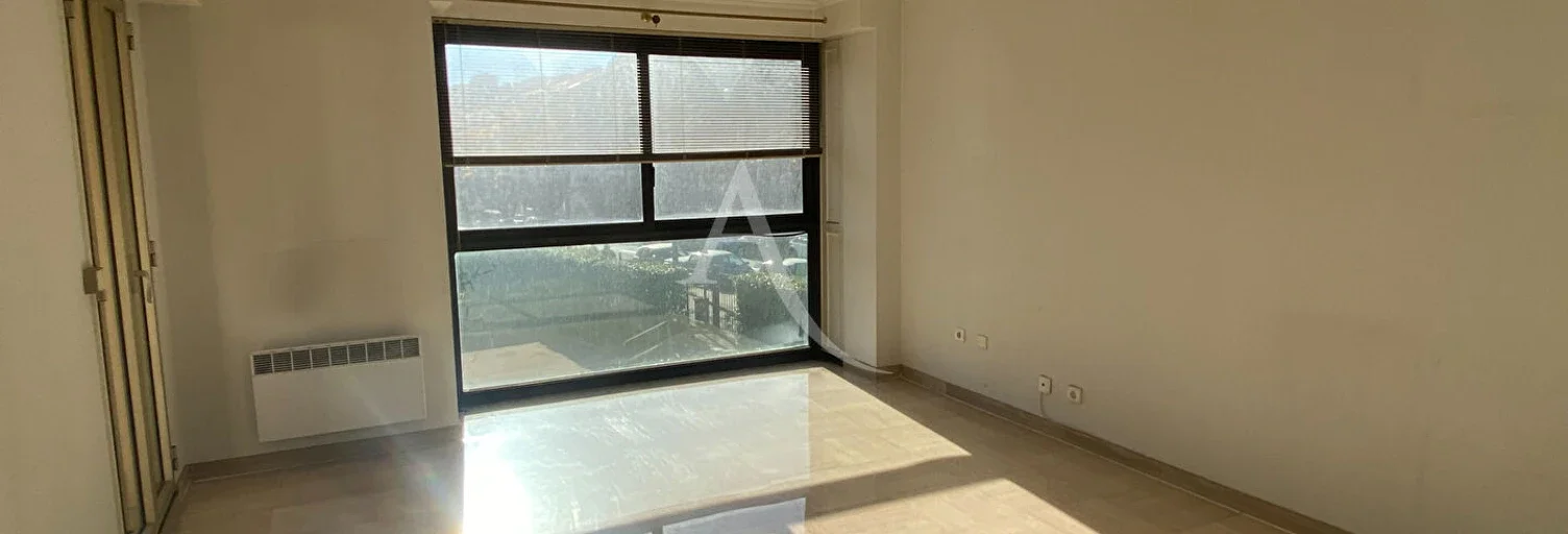 Appartement Avenue Jean Sebastien Barès à Nice