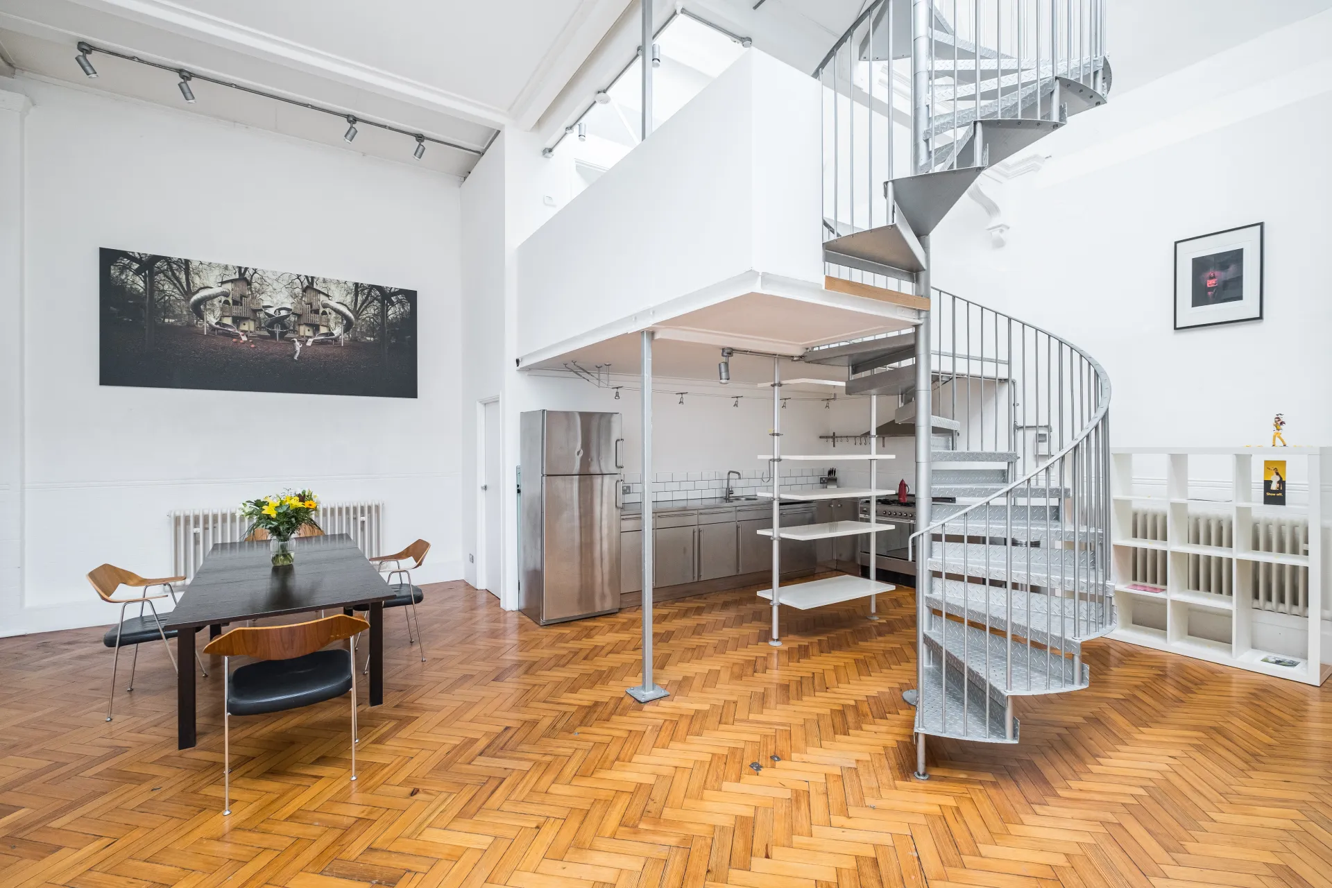 Flat Bramshaw Road in Greater London