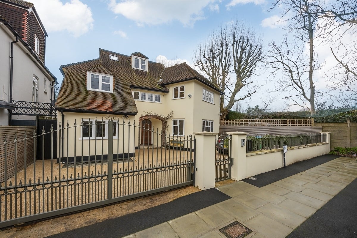 House Parke Road in Greater London