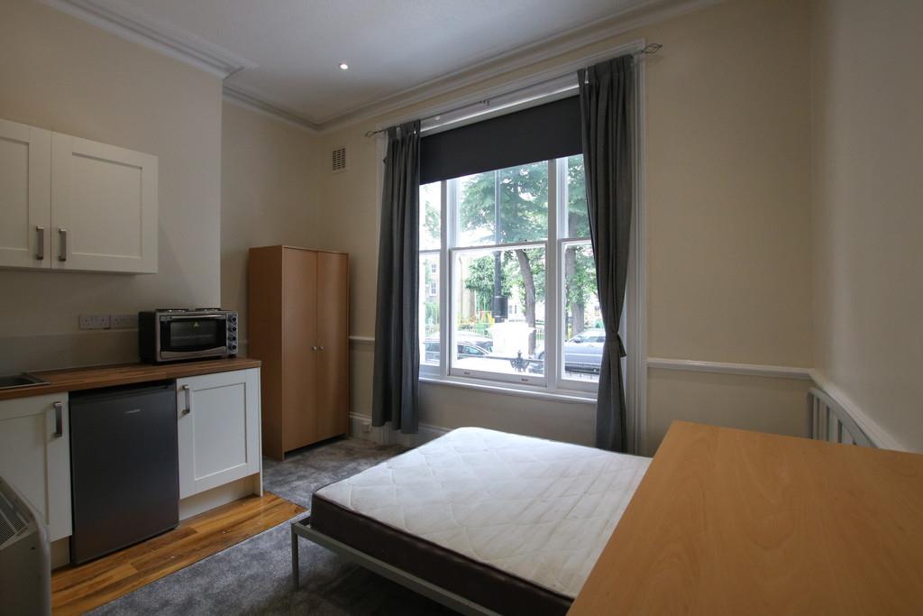 Flat Chippenham Mews in City of Westminster