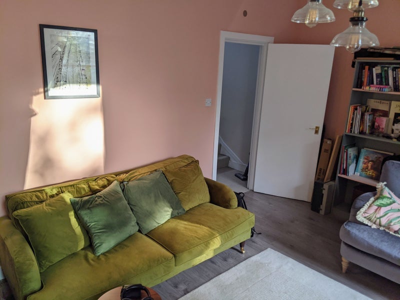 Room Kingsdown Road in Greater London