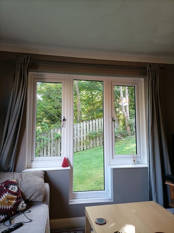 Room Kelvindale Road in Glasgow