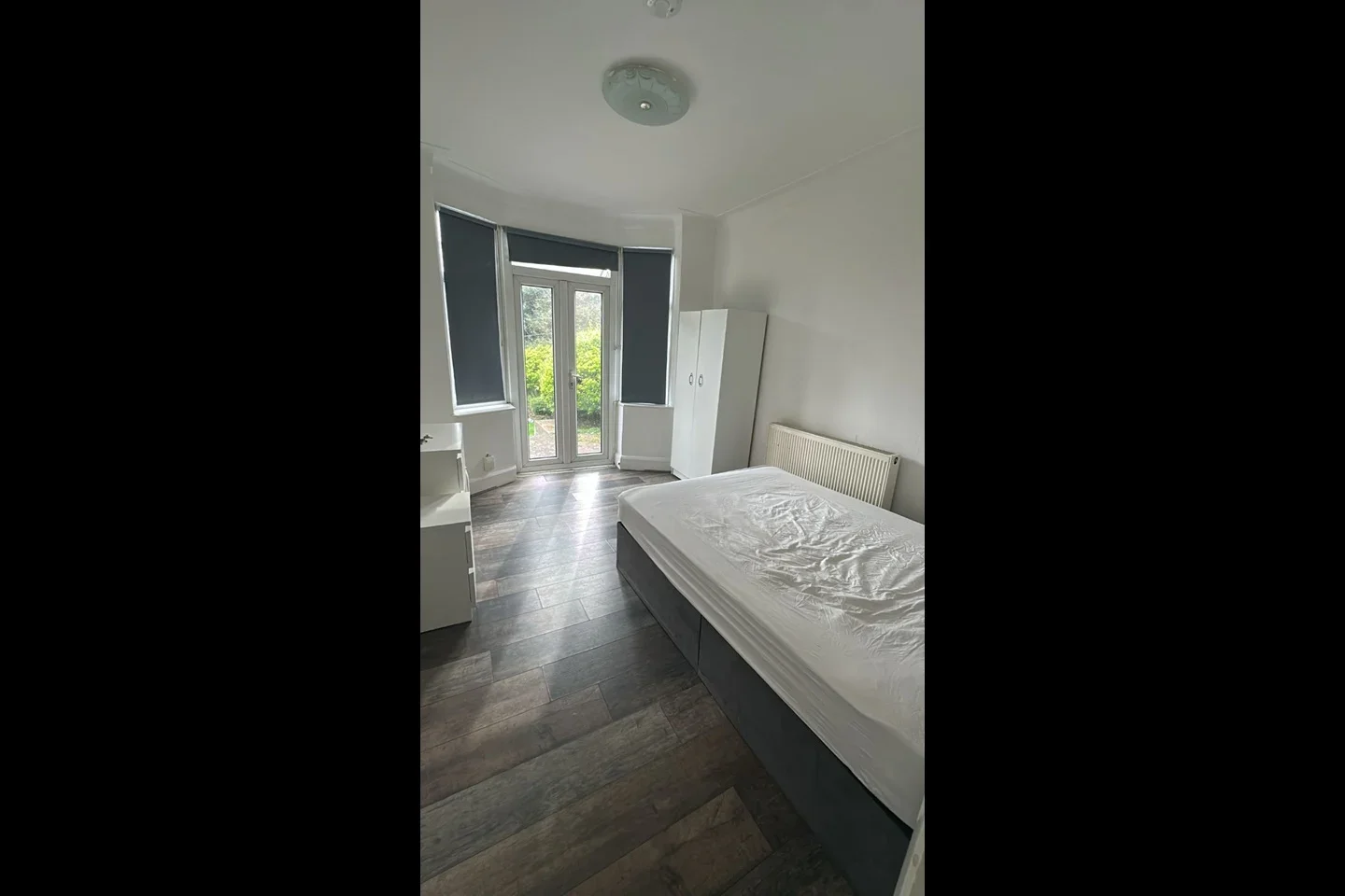 Room Hendale Avenue in Greater London