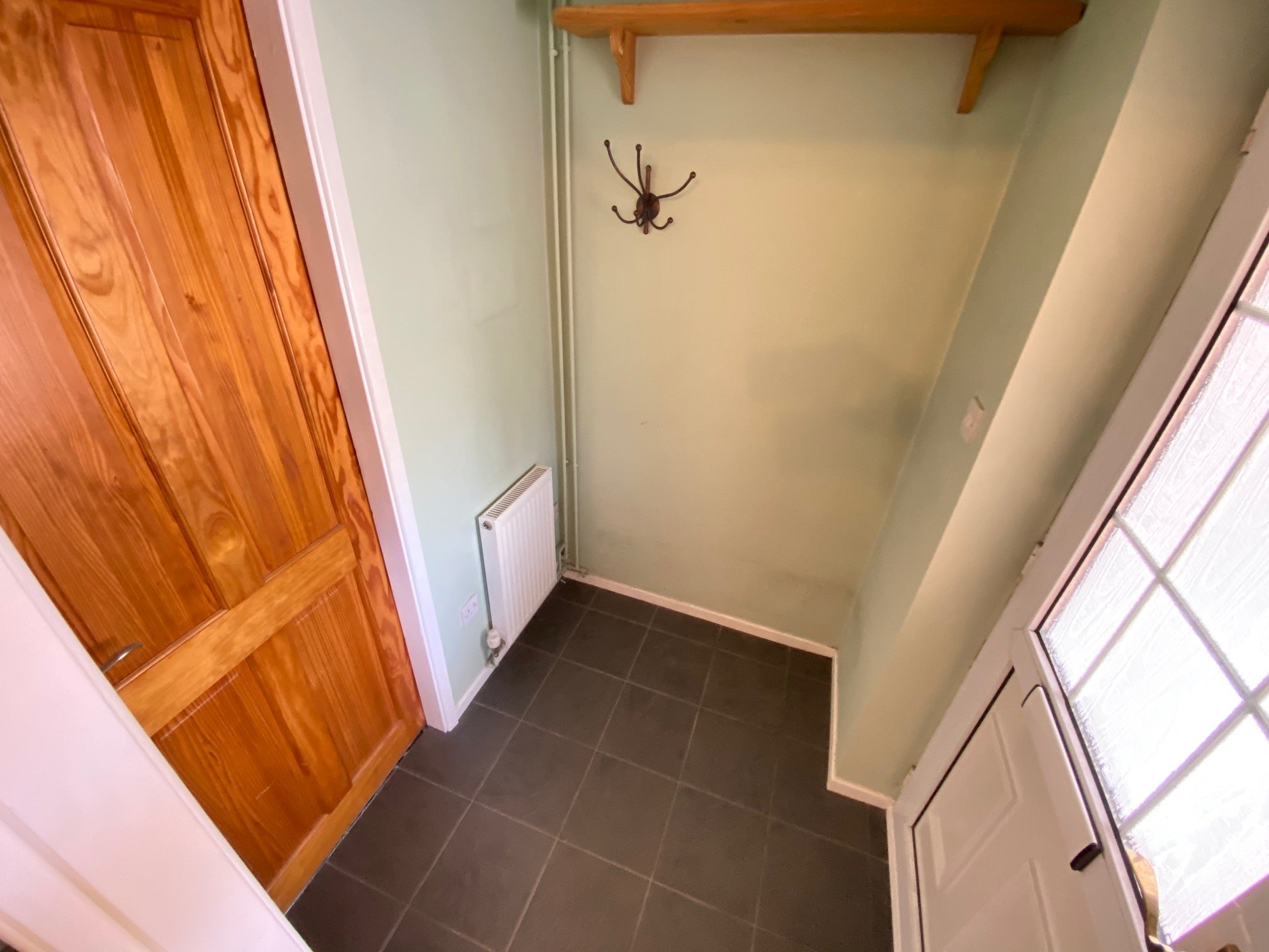 House Caernarvon Close in Charnwood