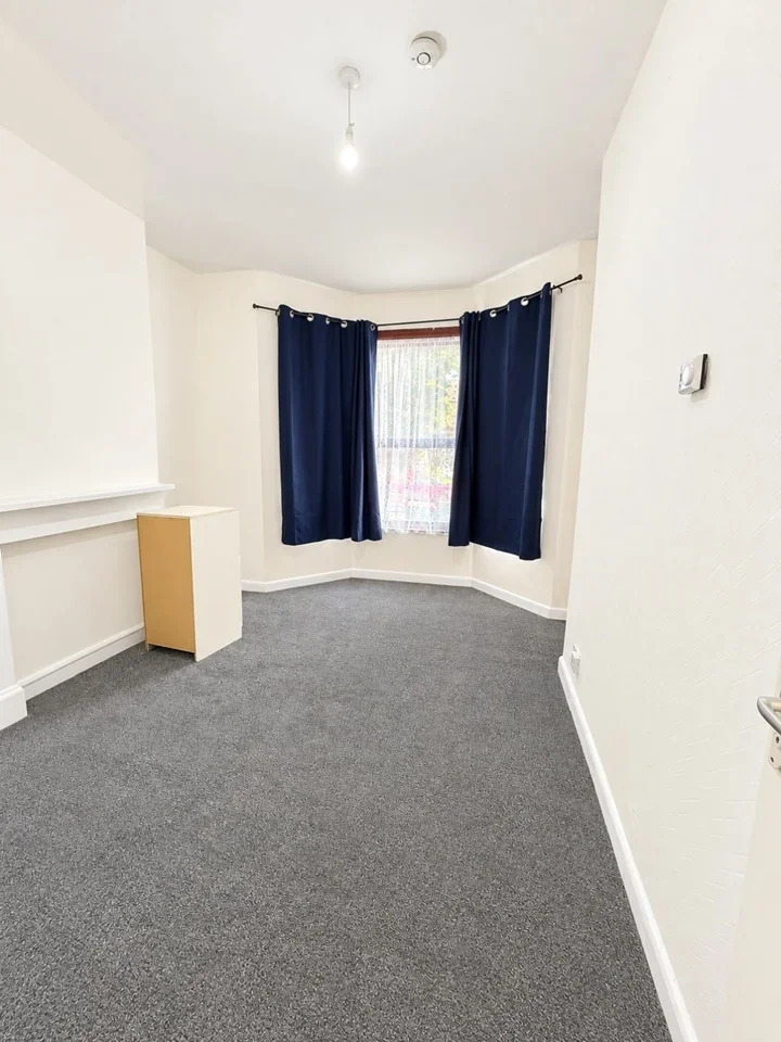 Flat Romford Road in Greater London