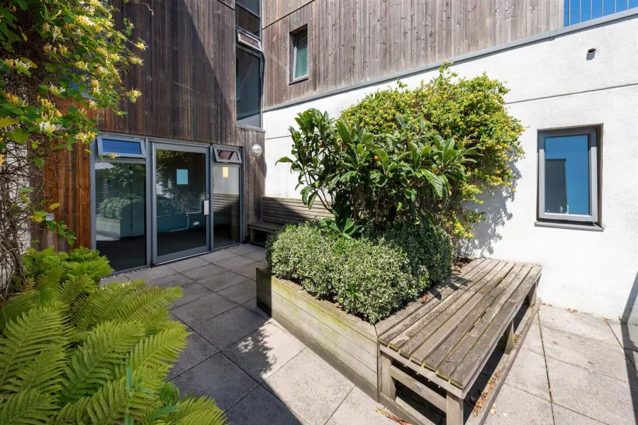 Flat Stroudley Road in Brighton