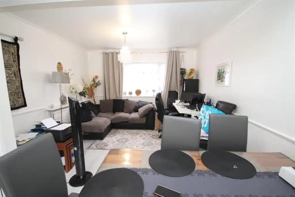 House Andrew Close in Greater London