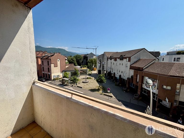 Flat Avenue Ambroise Croizat in Saint-Martin-d'Hères