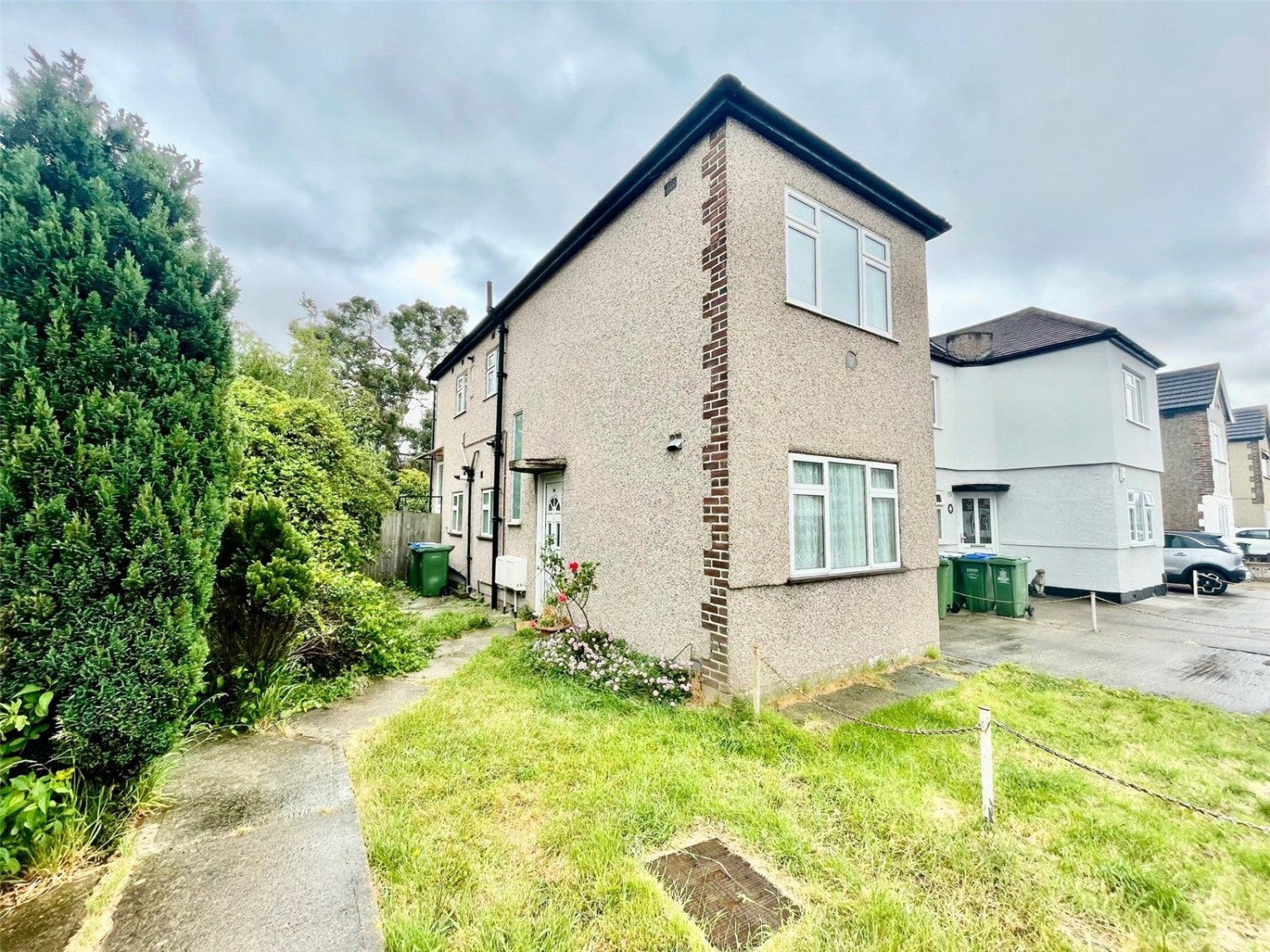 Flat Stanhope Road in Greater London