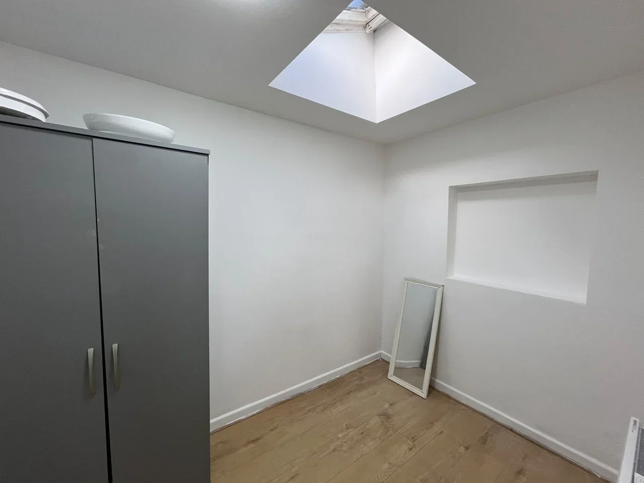 Flat Salisbury Road in Greater London