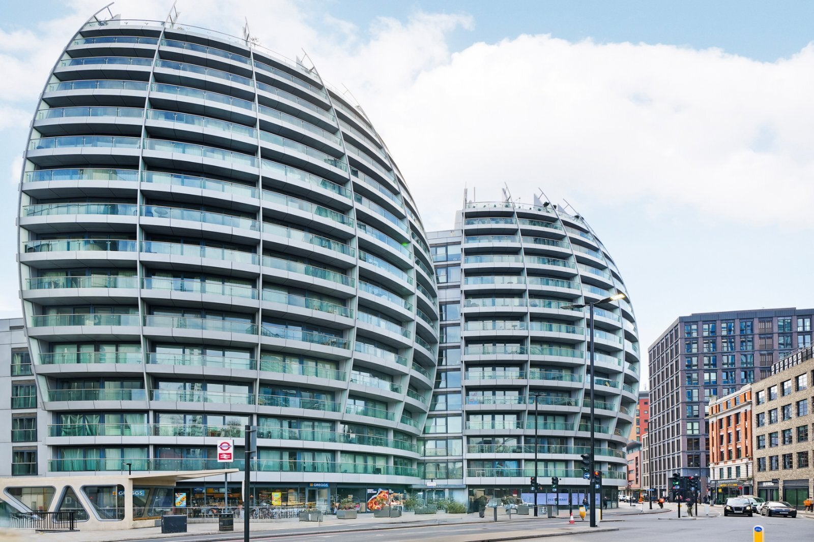 Flat City Road in Greater London