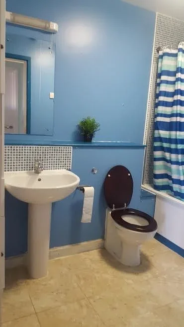 Flat Prince Regent Road in Greater London