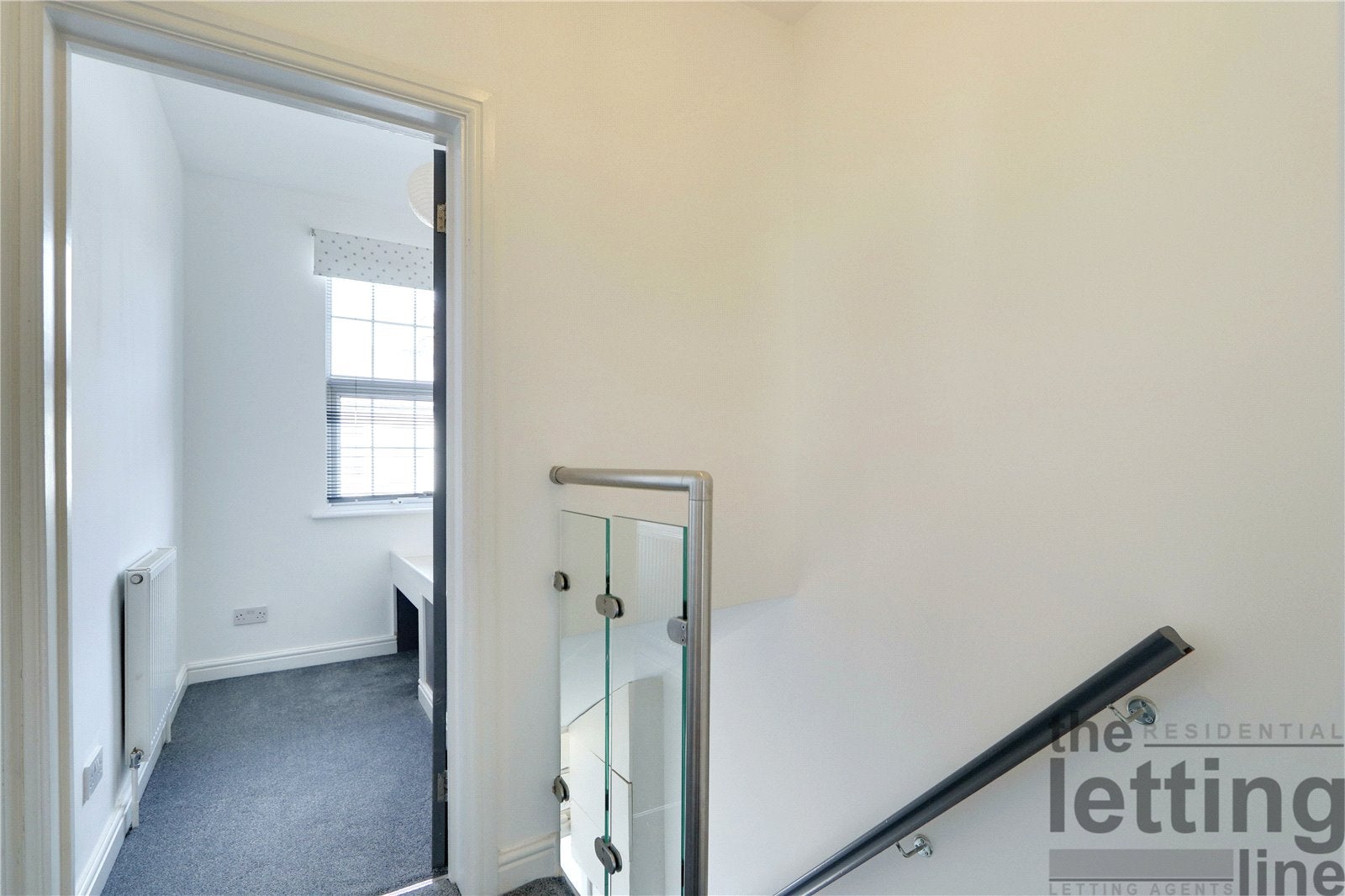 Flat Lea Road in Greater London