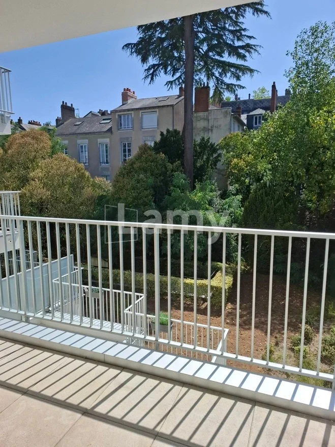 Flat Rue Deshoulières in Nantes
