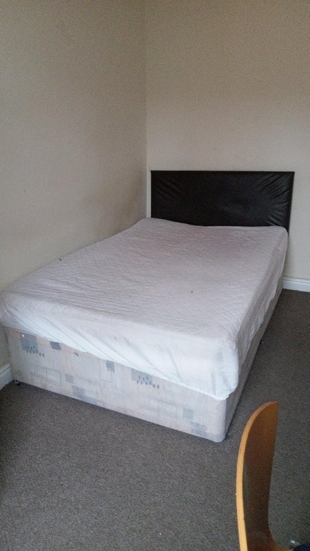Room Beaconsfield Road in Leicester