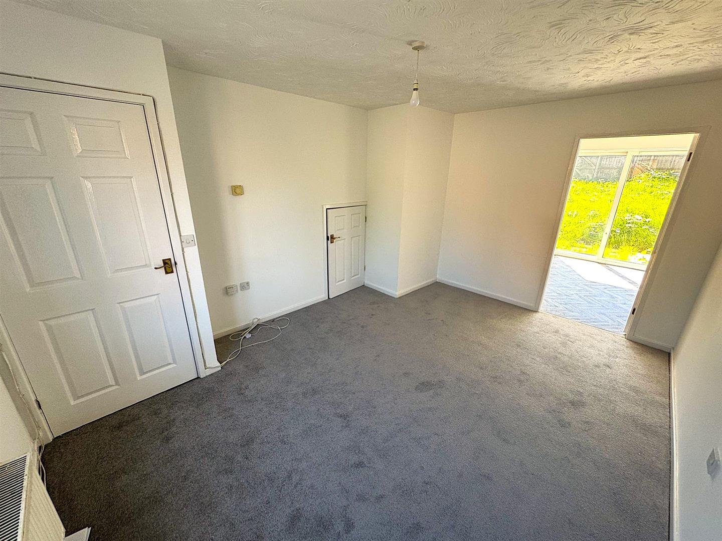 House Lowry Close in Corby