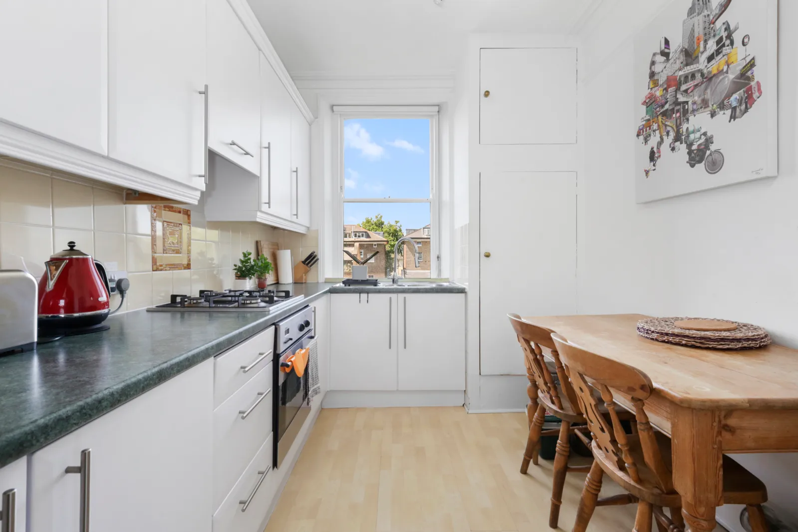 Flat North Villas in Greater London