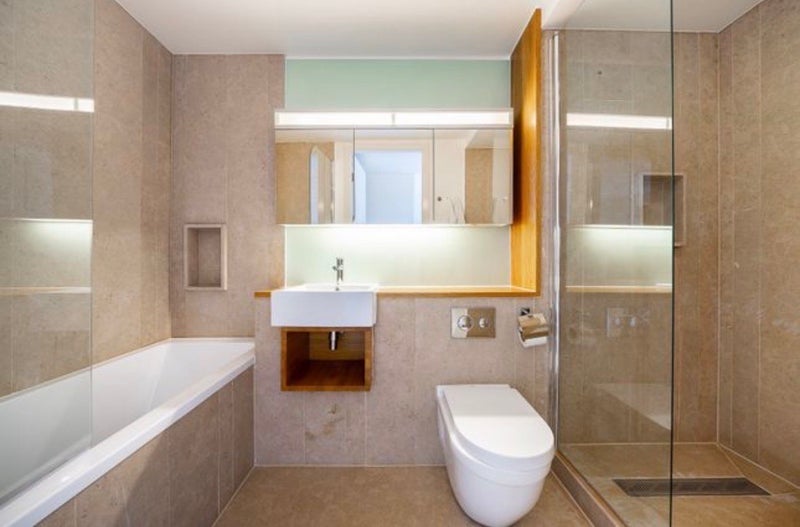 Room Prince of Wales Road in Greater London