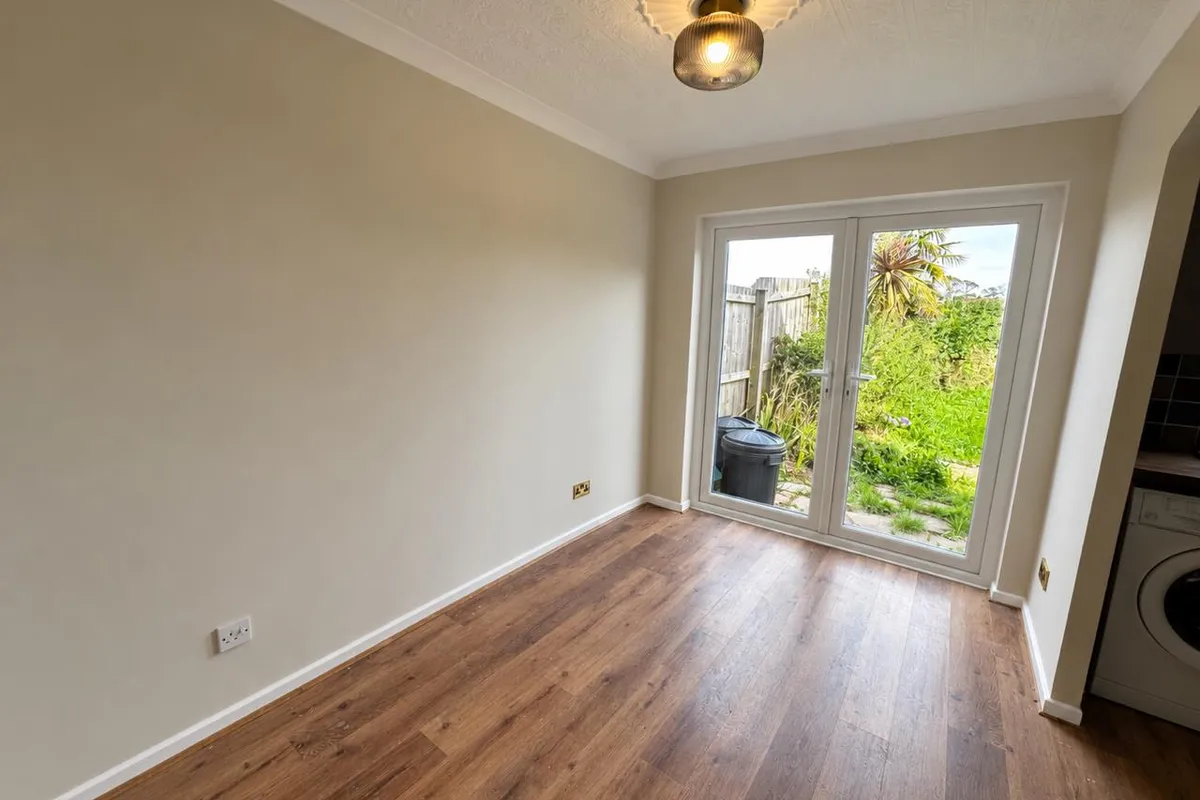 House Brean Close in Sully