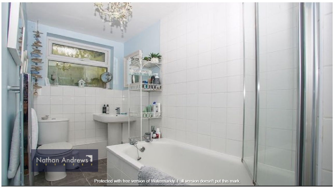 Flat Cowper Road in Greater London