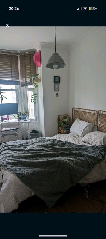 Room Elderfield Road in Greater London