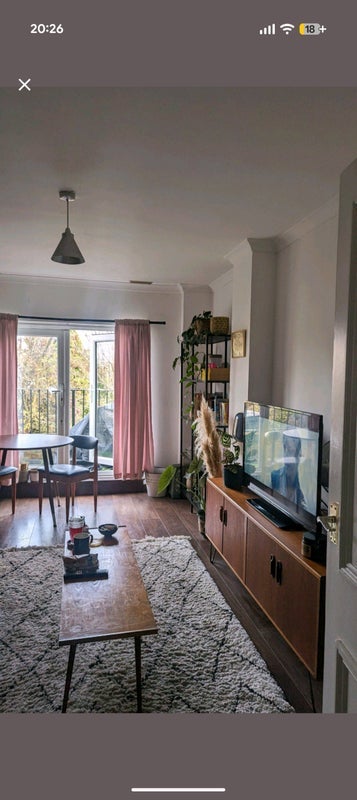 Room Elderfield Road in Greater London