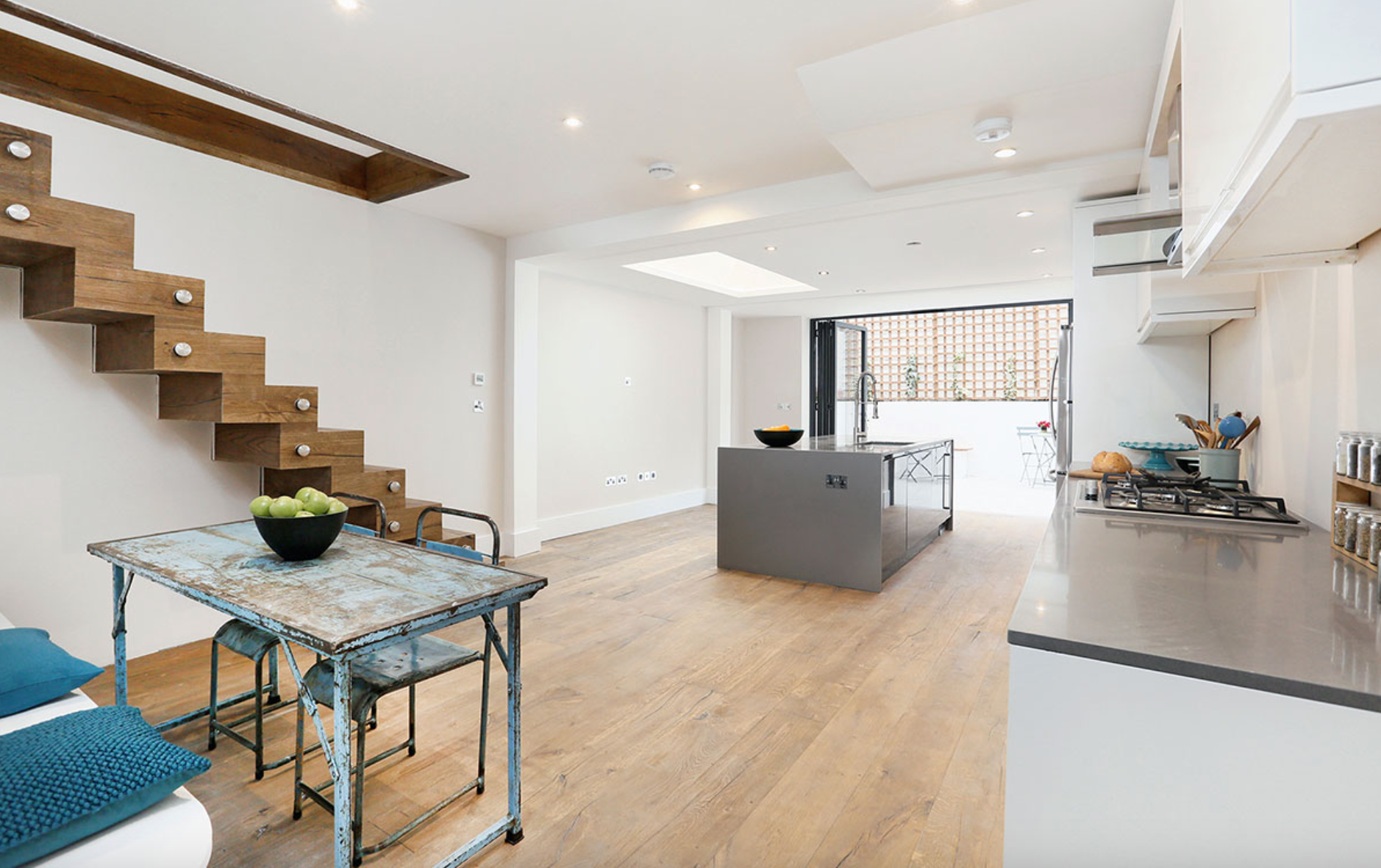House Musgrave Crescent in Greater London